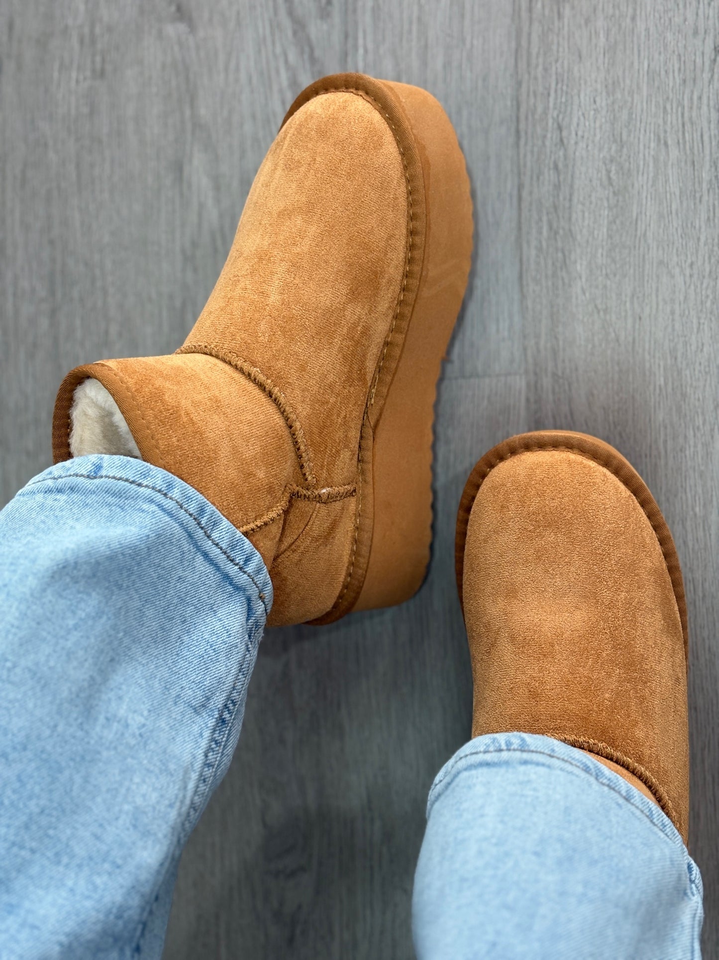 Eva chestnut platform boot