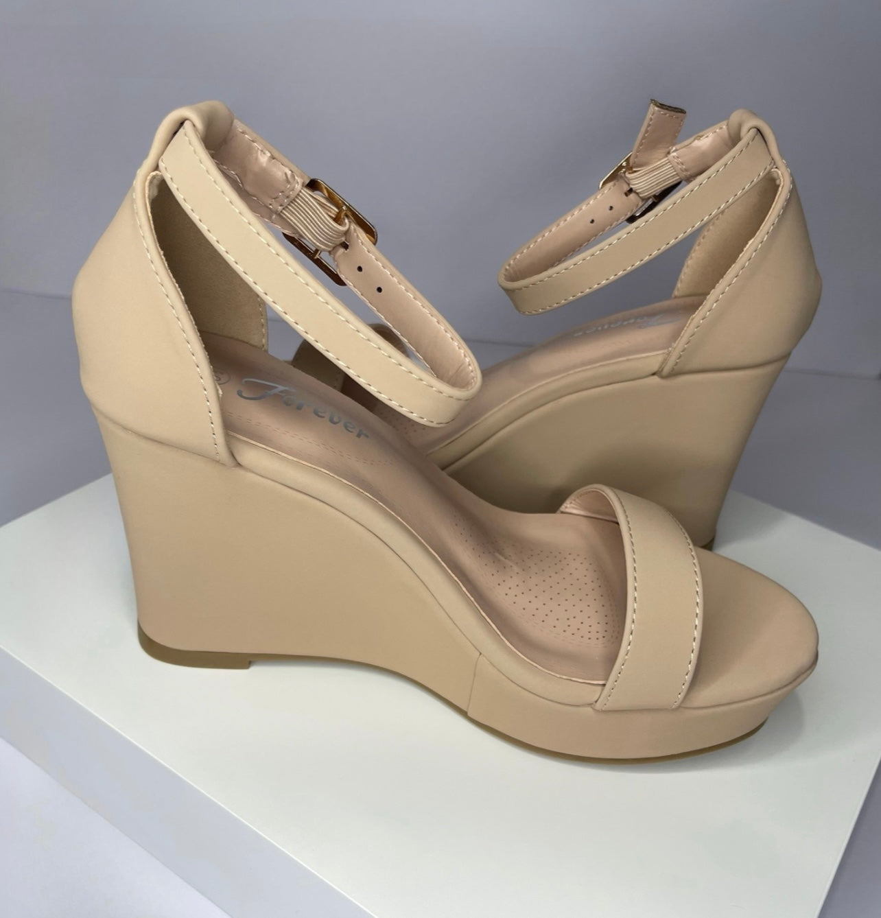 Dalia Wedge