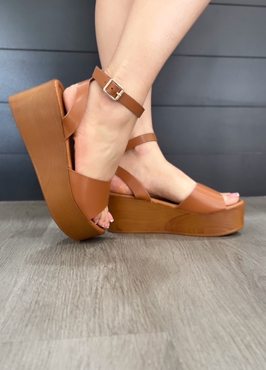Layla Wedge