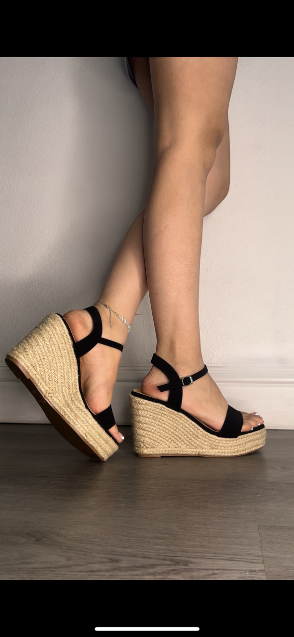 Abigail Wedges
