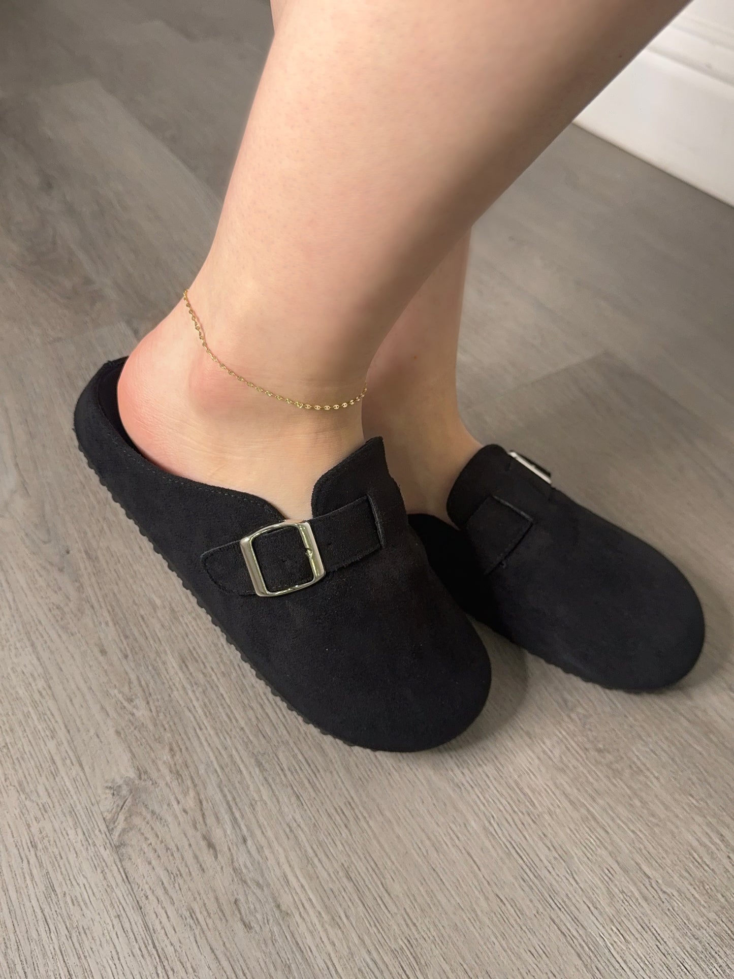 Evelly Clog
