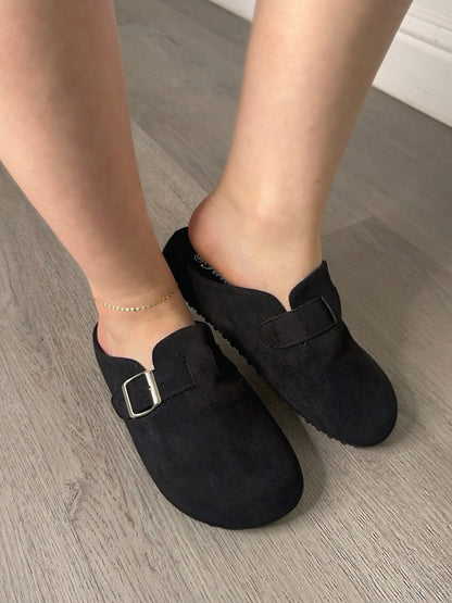 Evelly Clog