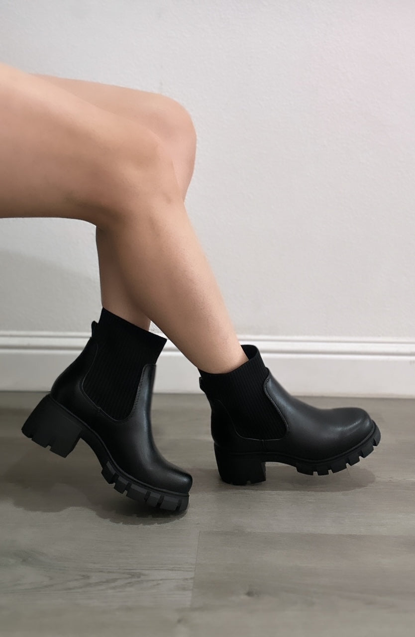 Zordy Chelsea Boots