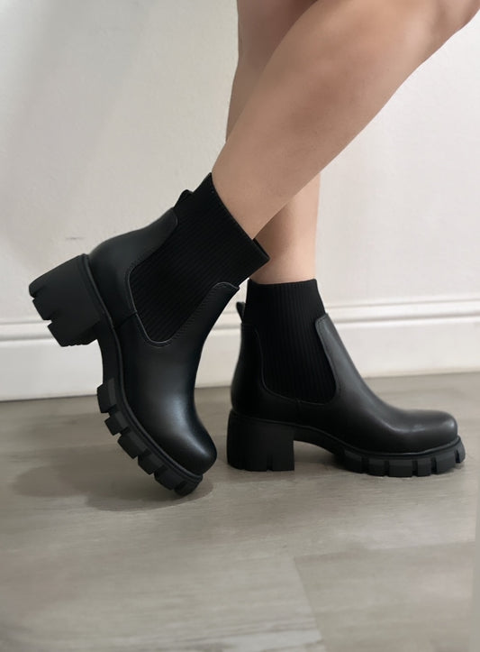 Zordy Chelsea Boots