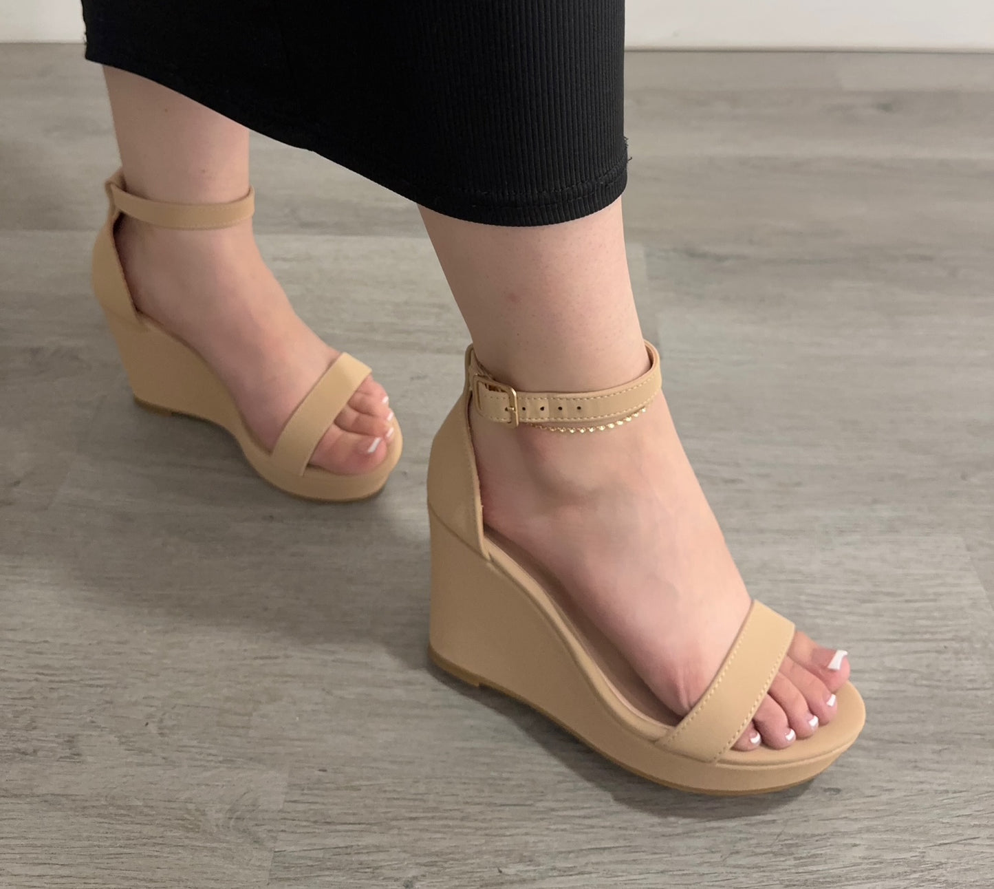 Dalia Wedge