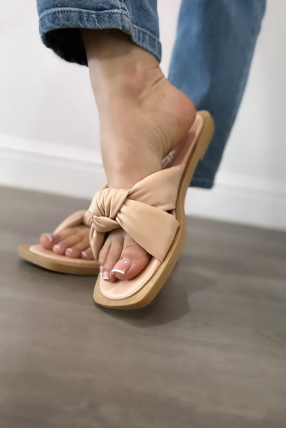 Zora sandals