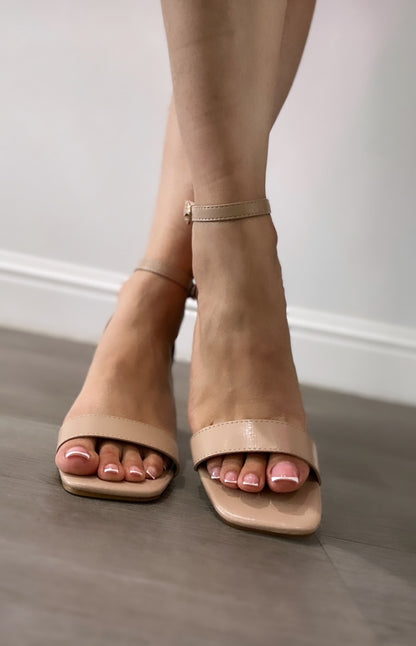 Alison heel