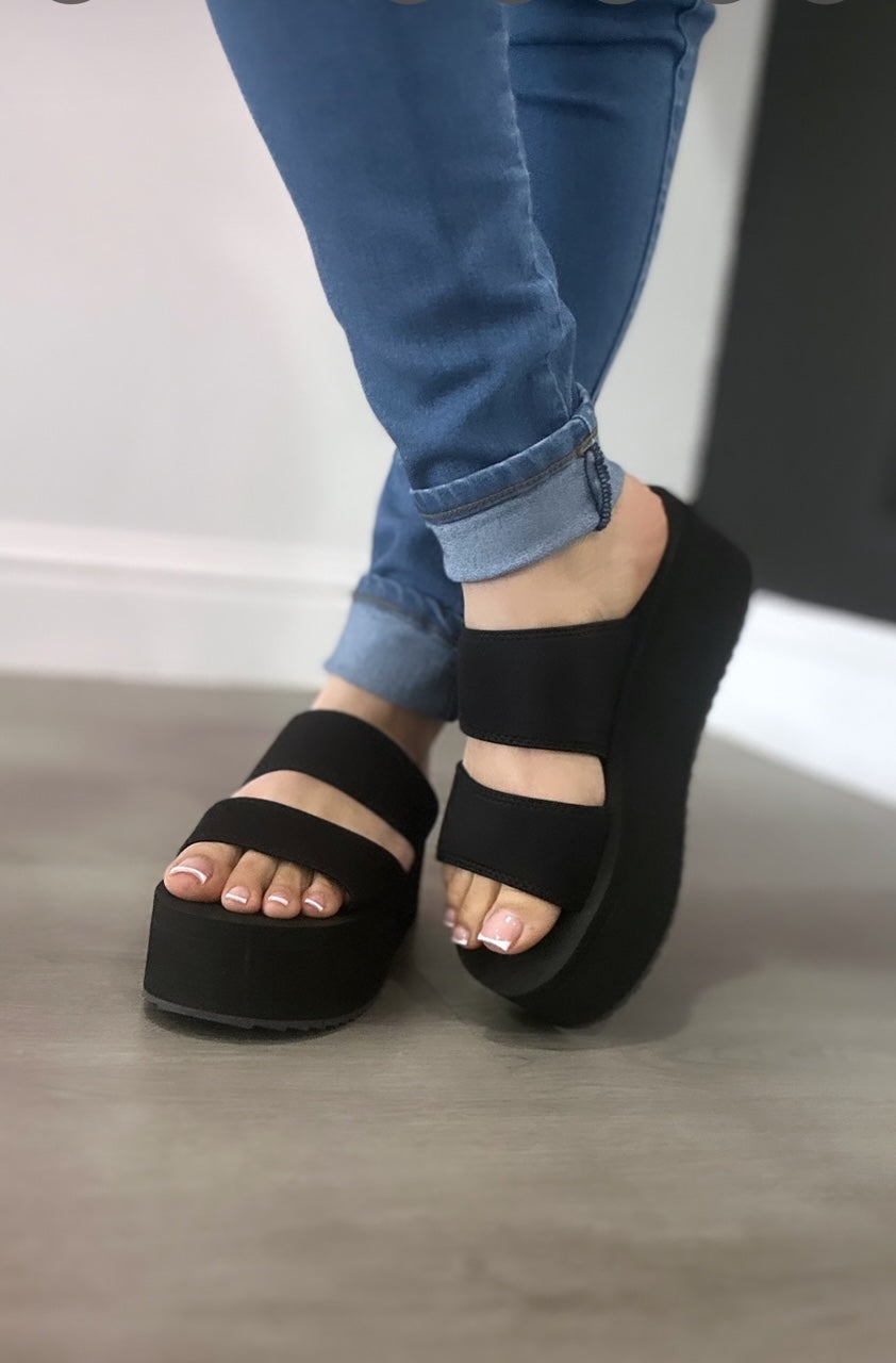 Felicia platform Sandals