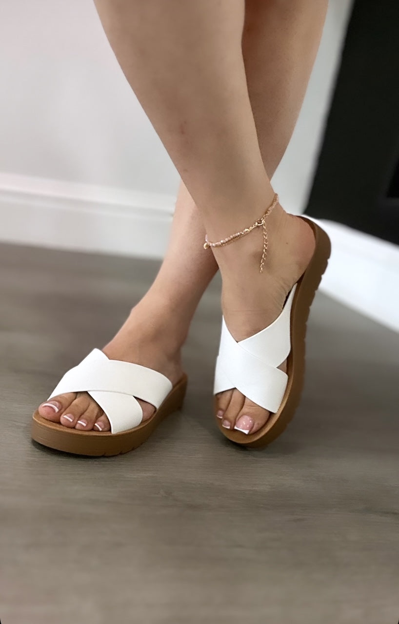 Lucy sandals