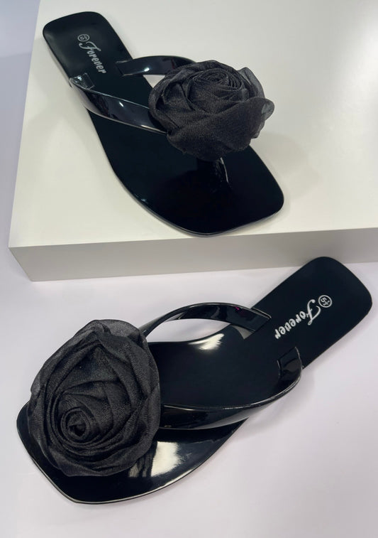 Rose black sandal