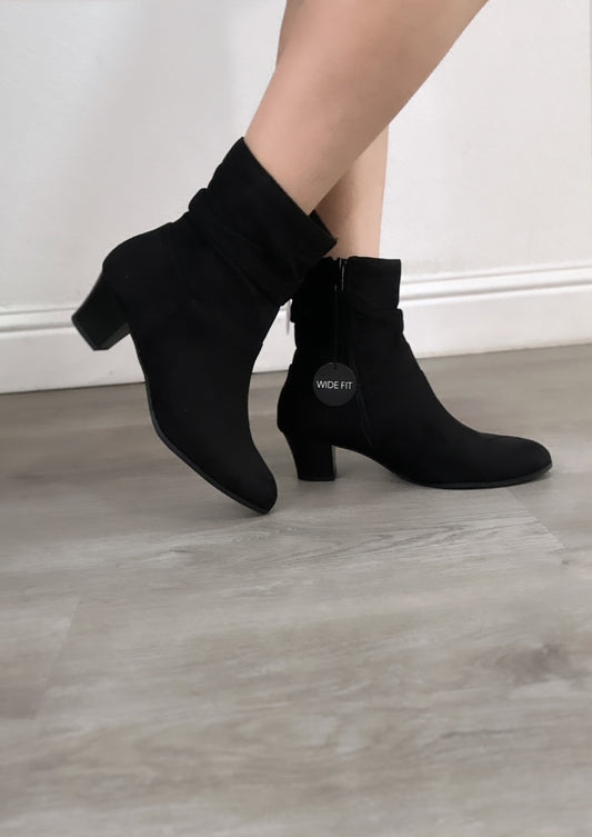 Hazel WIDE boots